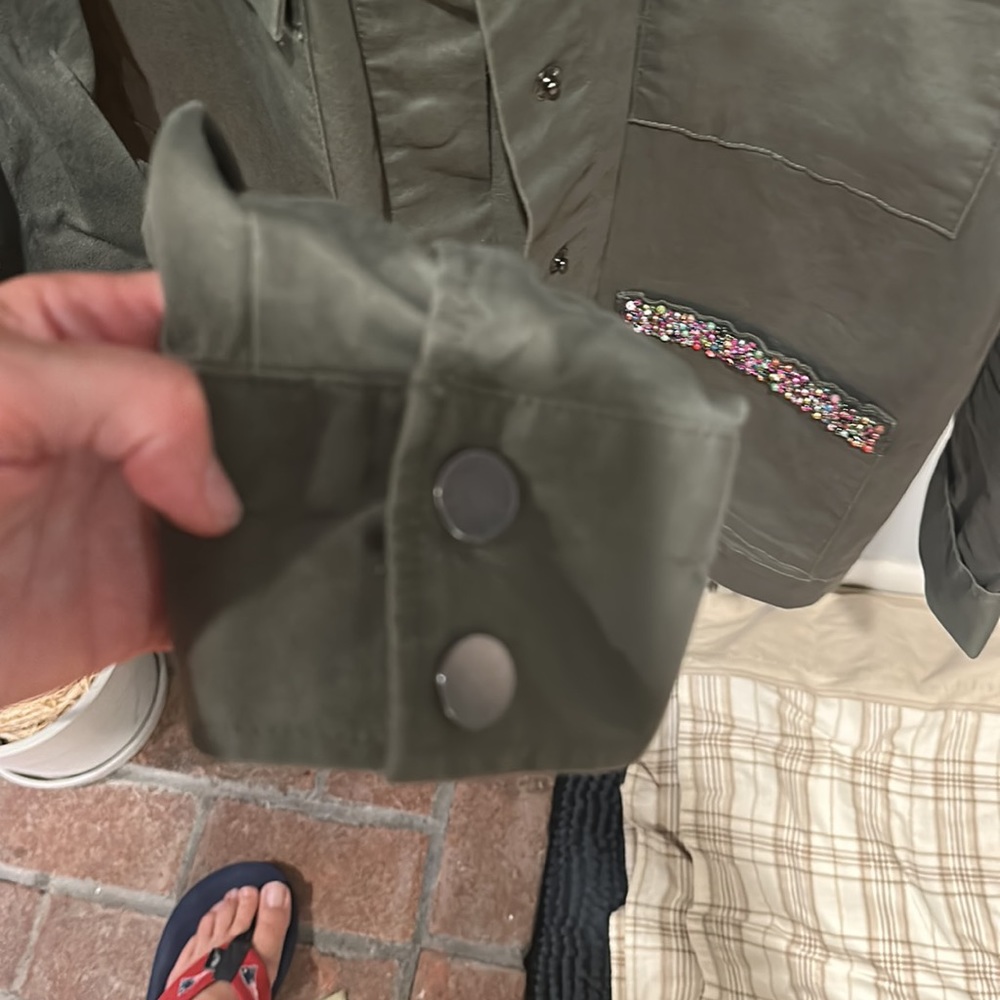 Green jacket - Picture 5 of 6